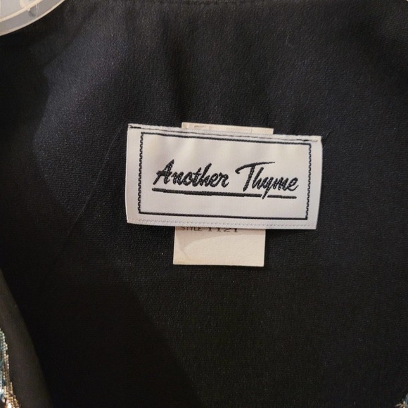 Another Thyme Vintage Metallic Floral Wrap Blouse Size 18 - Picture 3 of 5